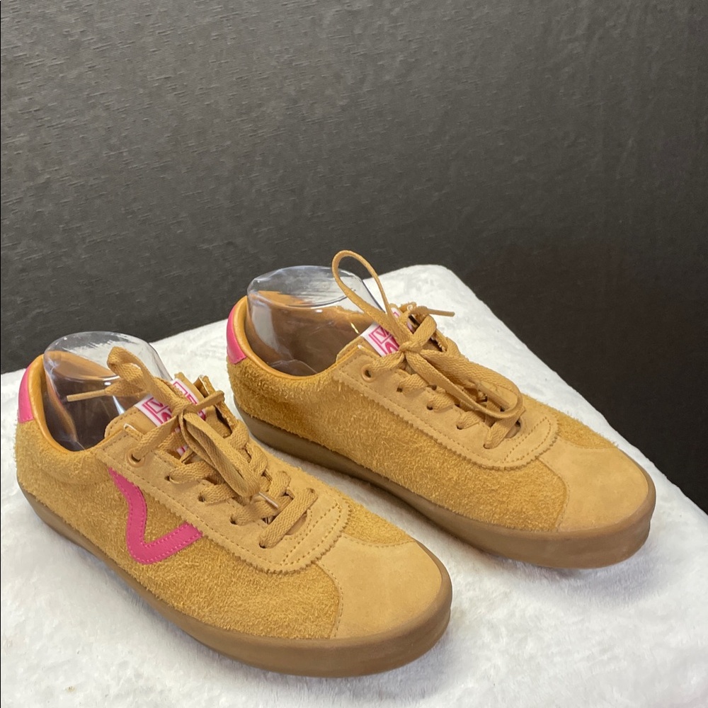 Vans sport lowโ suede 90s style Sneakers